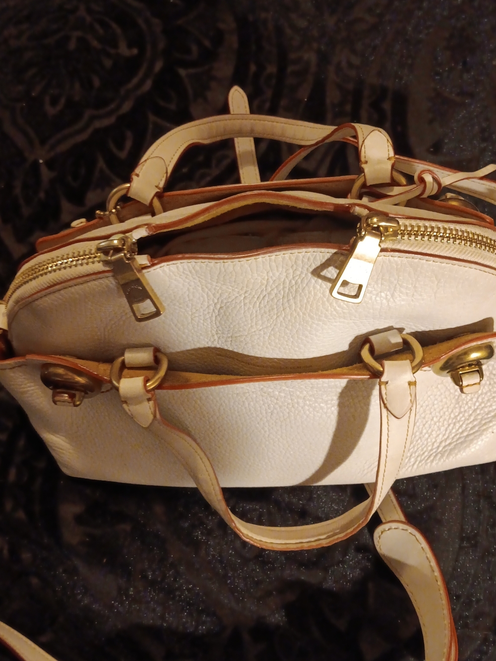 Coach RARE Outlaw 36 Leather Satchel Handbag with Gold Hardware - Picture 7 of 8